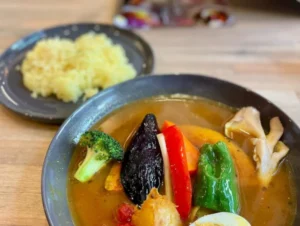 沖縄黒糖カレー あじとや 首里城店