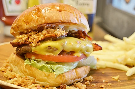 atabiisのNEO BACON CHEESE BURGER