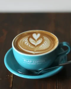 FLAP COFFEE のカフェラテ