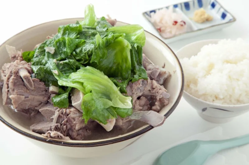 かね食堂の骨汁