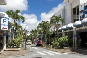 沖縄市中央パークアベニュー