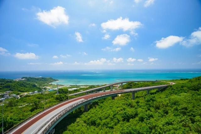 ニライ橋とカナイ橋