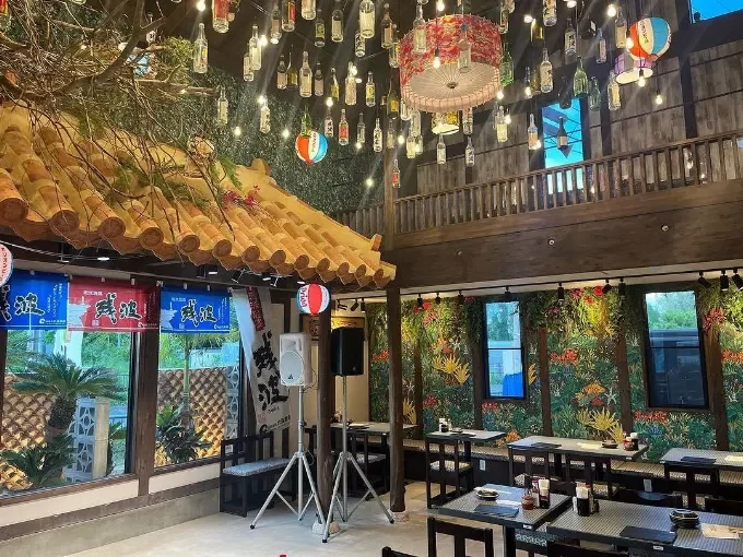 沖縄民謡居酒屋美ら物語 本店