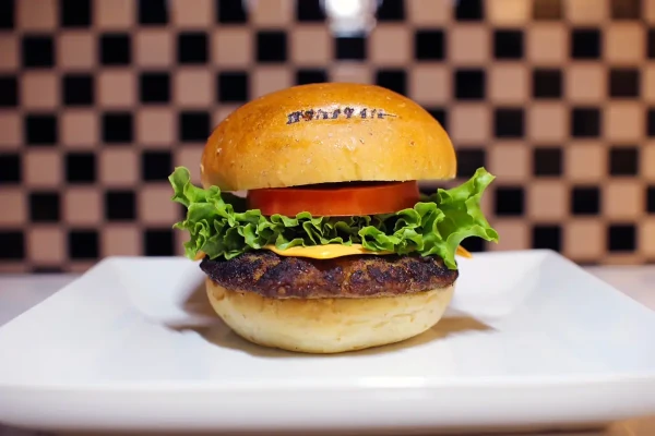 オサカナタイガーのハンバーガー